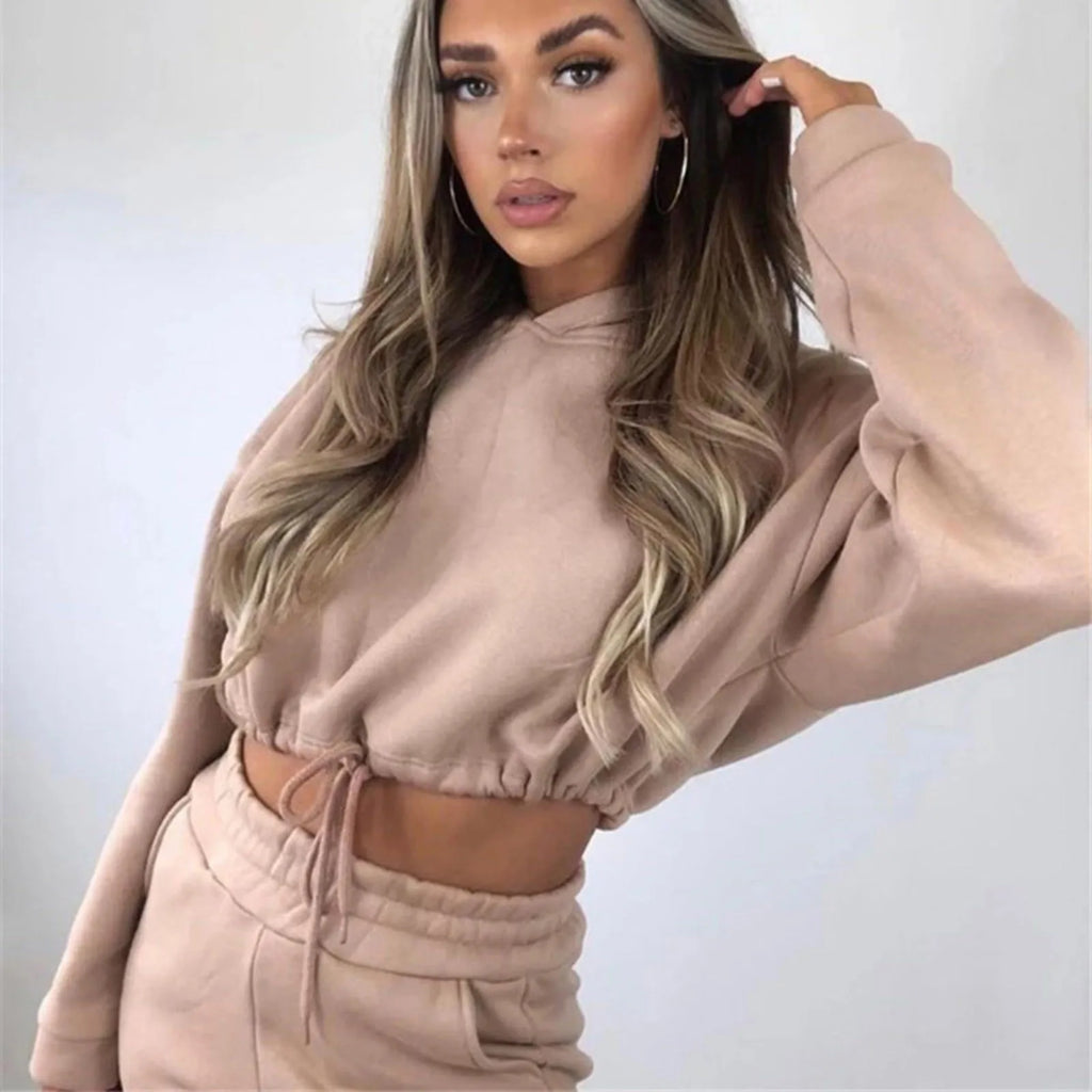 Two-Piece Tracksuit – Hoodie & Sweatpants