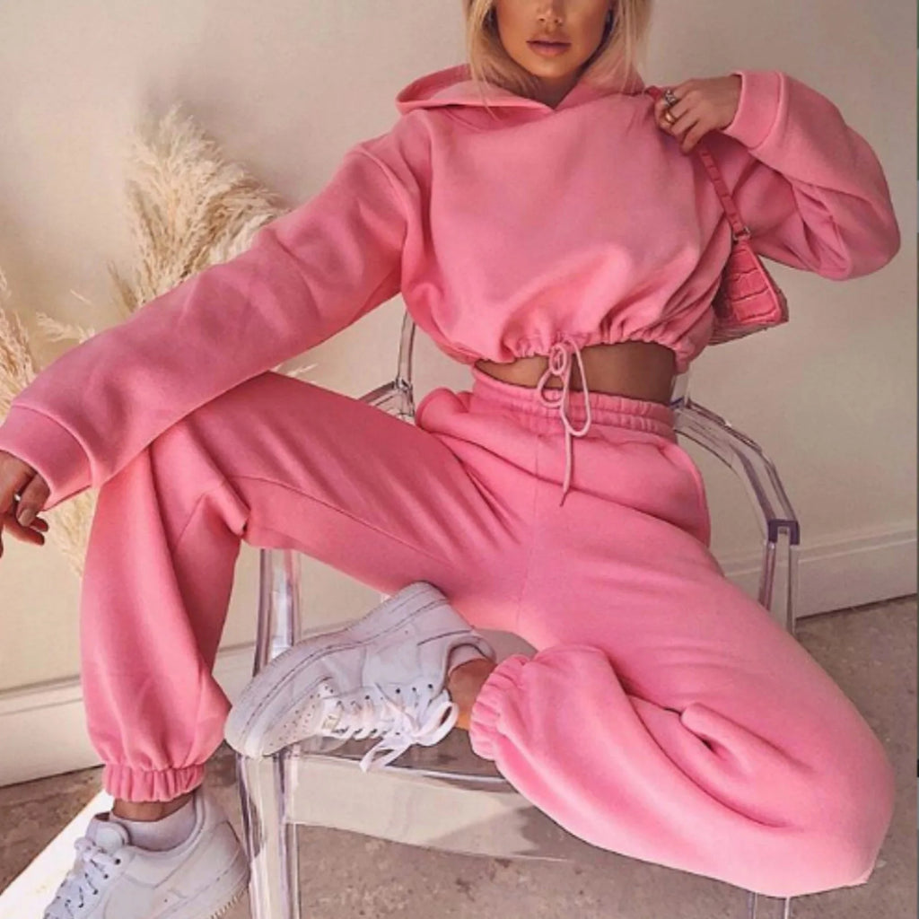 Two-Piece Tracksuit – Hoodie & Sweatpants
