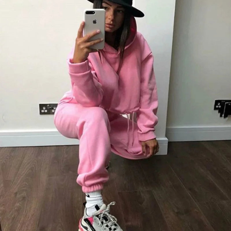 Two-Piece Tracksuit – Hoodie & Sweatpants