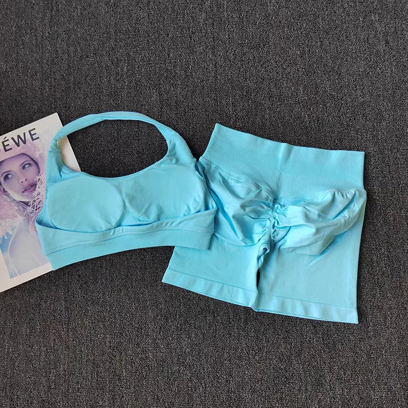 Women's 2-Piece Activewear Set (Halter Bra + Shorts)